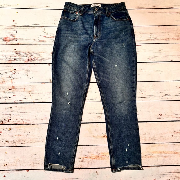 Abercrombie & Fitch Curve Love The Skinny High Rise Size 28/6 Regular NWOT - Picture 1 of 6